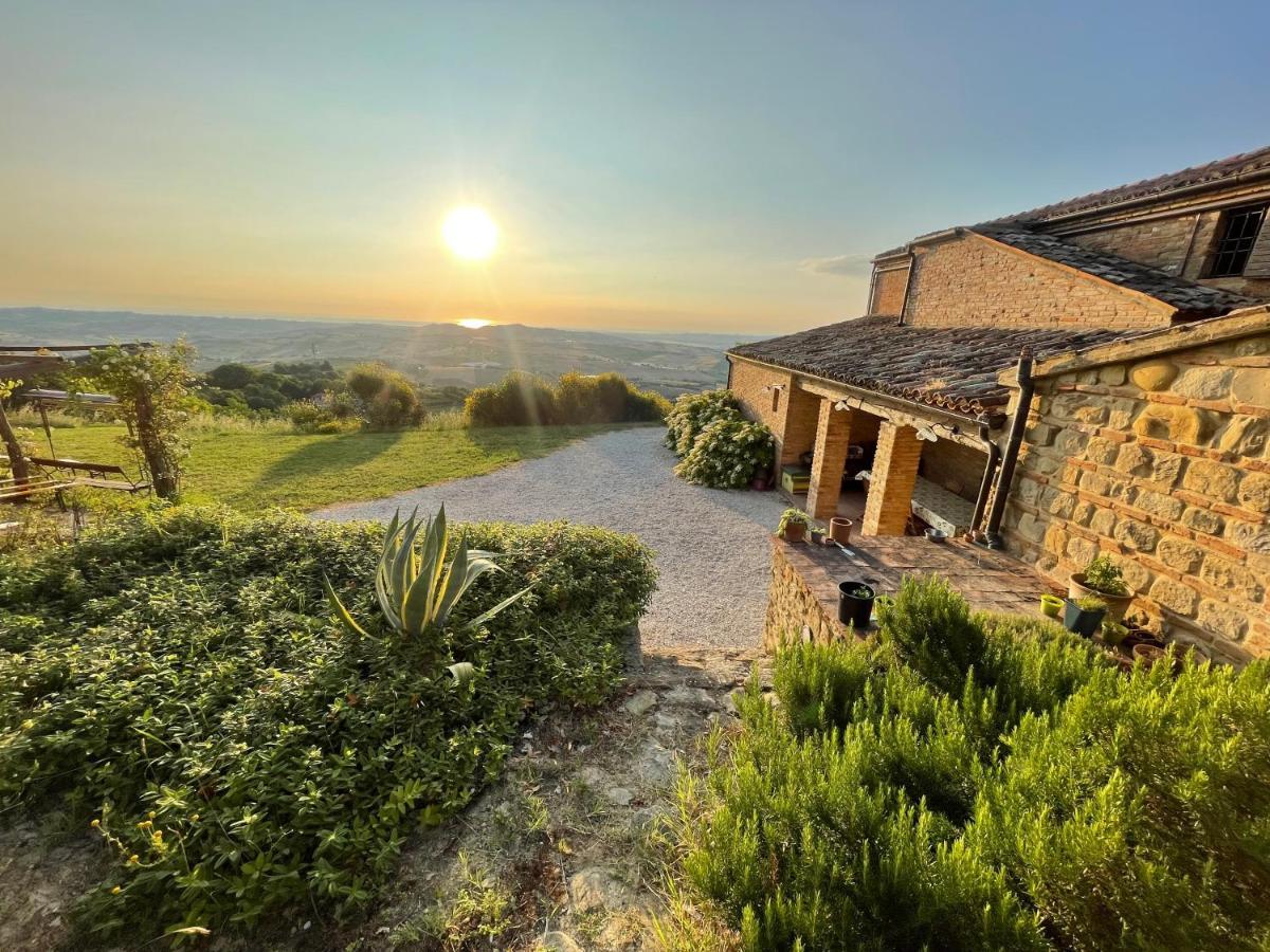 Mombaroccio L'Infinito B&B 외부 사진